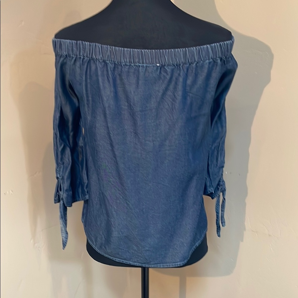 miami Off-Shoulder Denim Blue Top Size Large - Picture 3 of 6